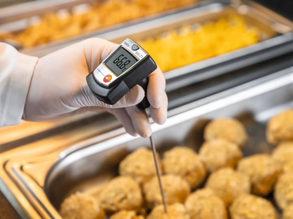 Testo thiết bị đo nhiệt kế bề mặt chuyên dụng