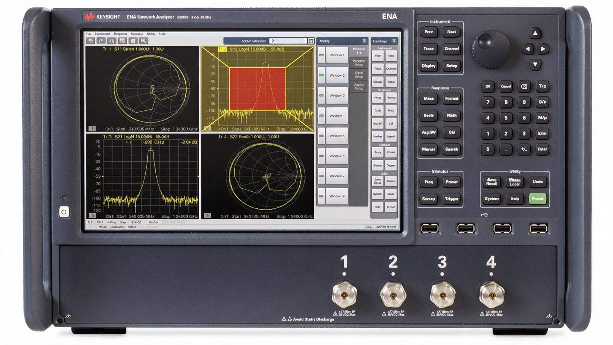 Máy phân tích mạng ENA Keysight E5080B 20 GHz studio nền trắng