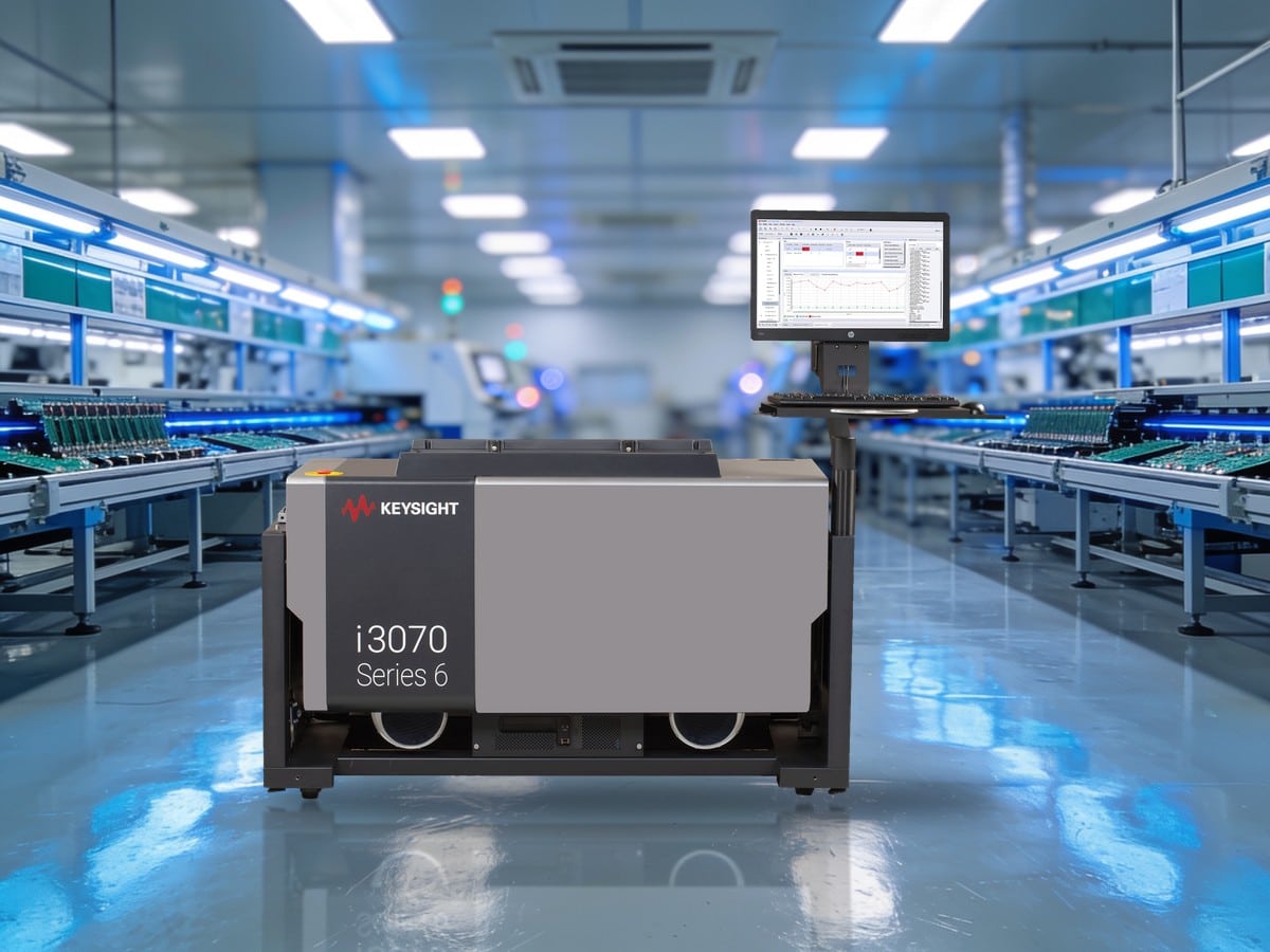 Hệ thống máy kiểm tra ICT Keysight i3070 Series 6 với màn hình vận hành trong phòng thí nghiệm điện tử