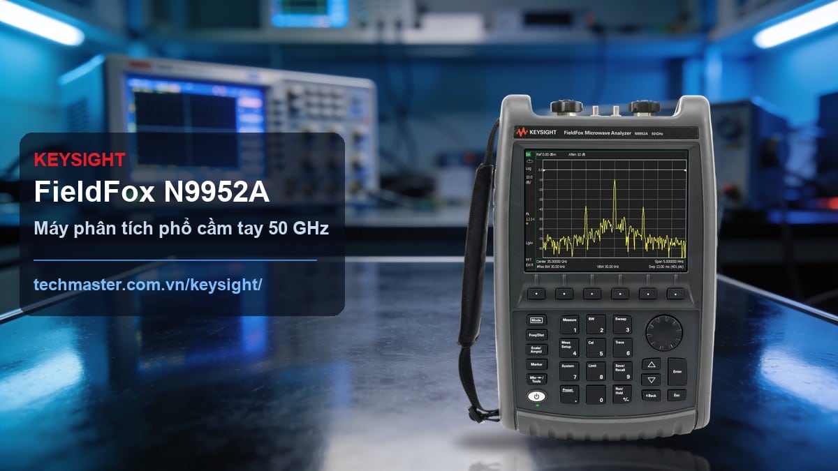 Máy phân tích phổ cầm tay Keysight FieldFox N9952A 50 GHz trong phòng lab RF - Techmaster nhà phân phối Keysight Việt Nam