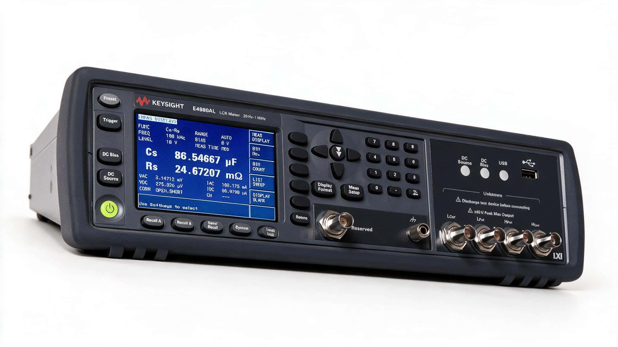 Máy đo LCR Keysight E4980AL 20 Hz 1 MHz góc nghiêng ba phần tư ảnh studio nền trắng