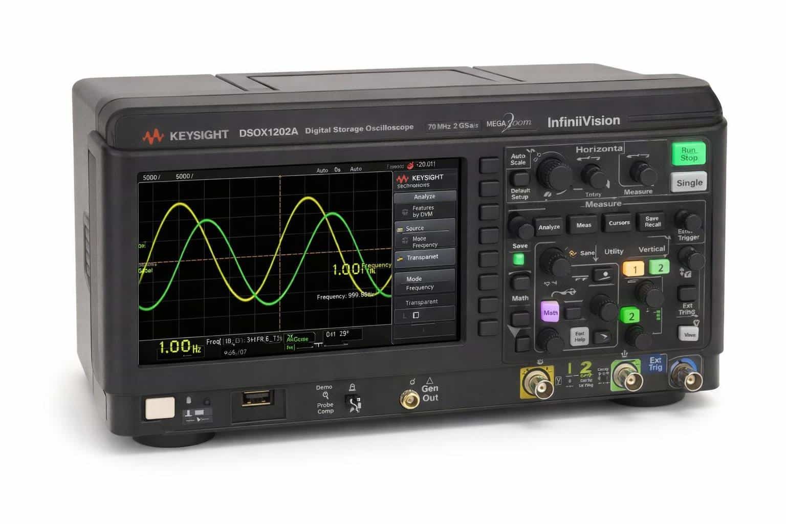 Mặt máy hiện sóng Keysight DSOX1202A với hai cổng BNC kênh 1 kênh 2 và cổng Gen Out nhìn từ trên cao ảnh studio nền trắng