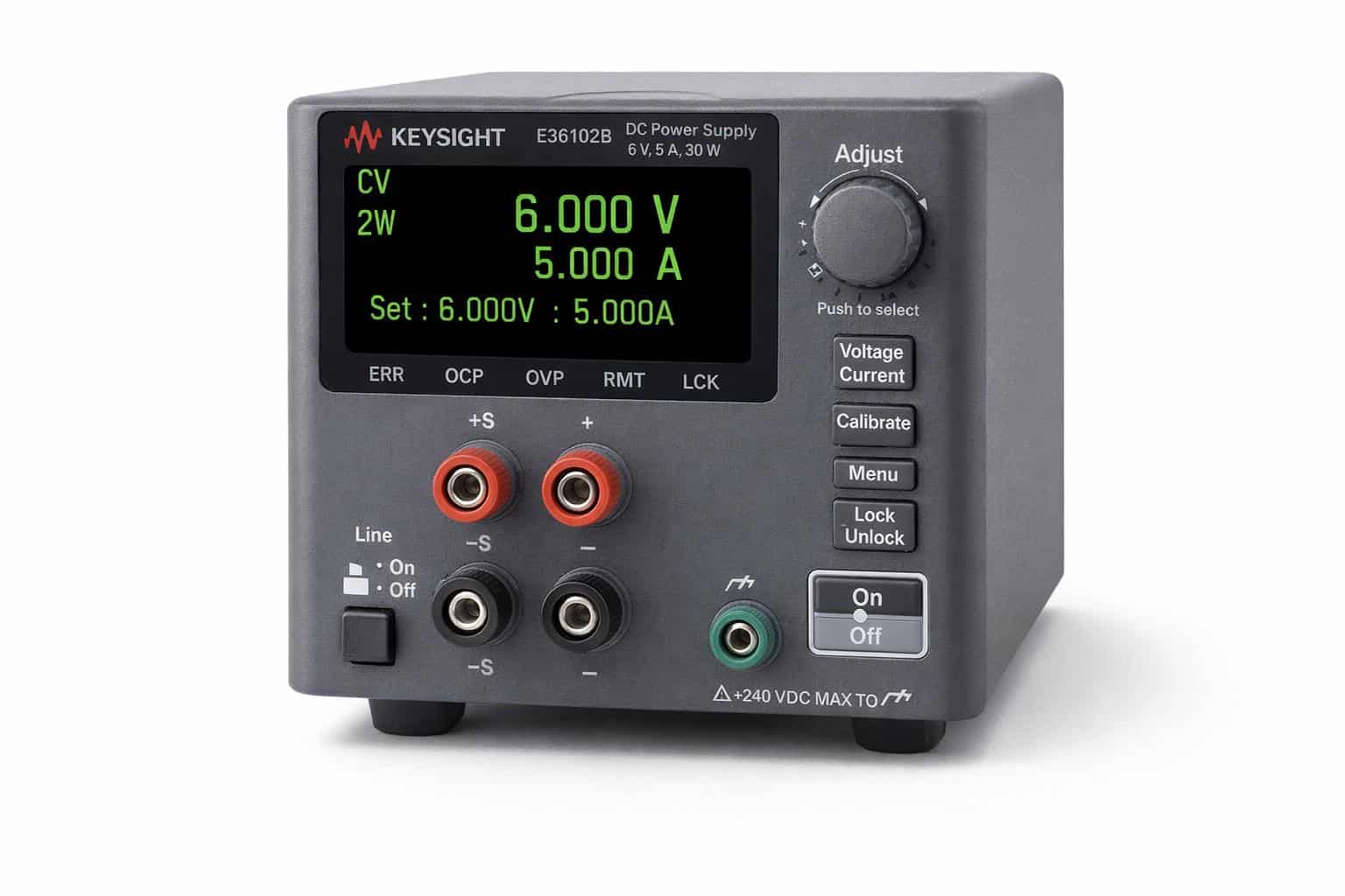 Màn hình OLED bộ nguồn DC Keysight E36102B hiển thị 6.000 V và 5.000 A ở chế độ CV nhìn từ trên cao ảnh studio nền trắng