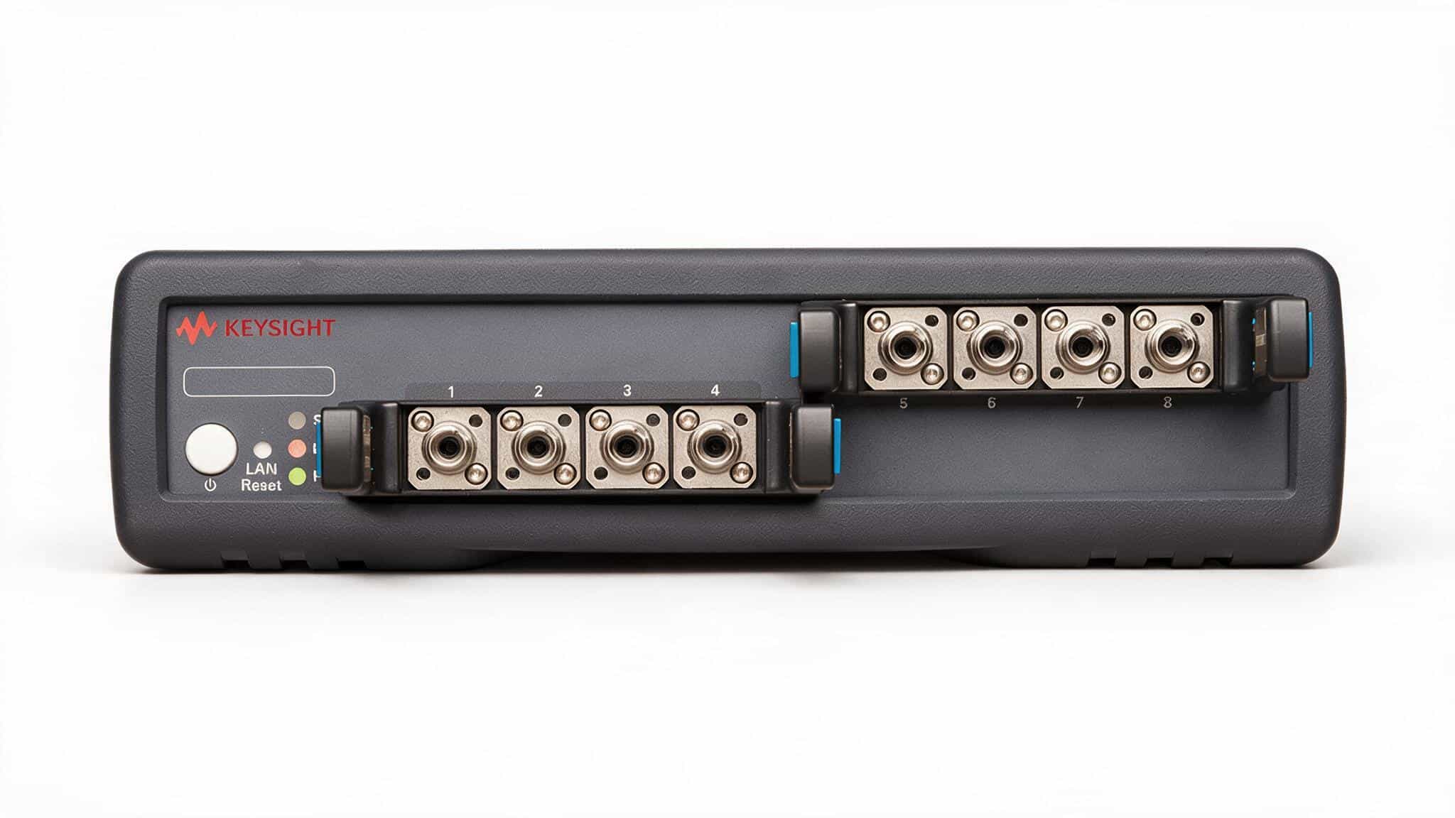 Máy đo công suất quang đa cổng Keysight N7745C — ảnh studio