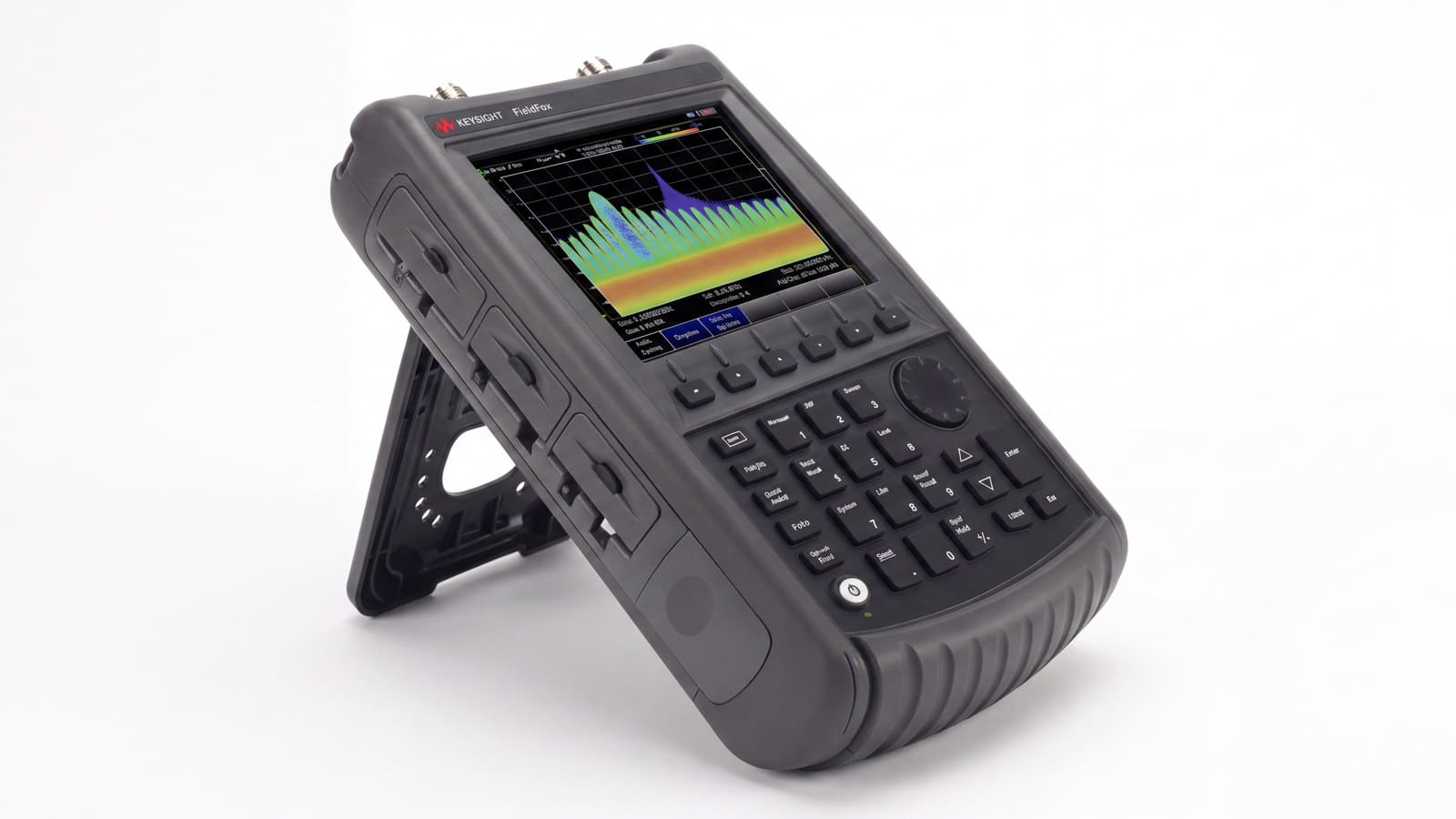 Máy phân tích RF cầm tay FieldFox Keysight N9913A góc nghiêng với chân chống phía sau
