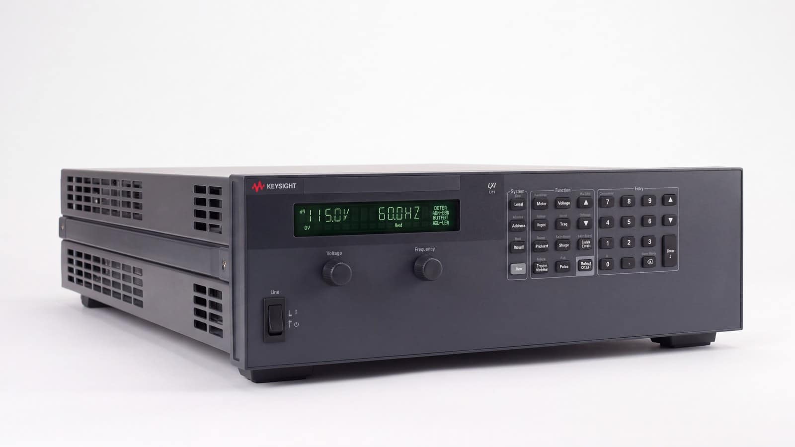 Bộ nguồn AC Keysight 6813C trên bàn thử nghiệm thiết bị điện tử công suất