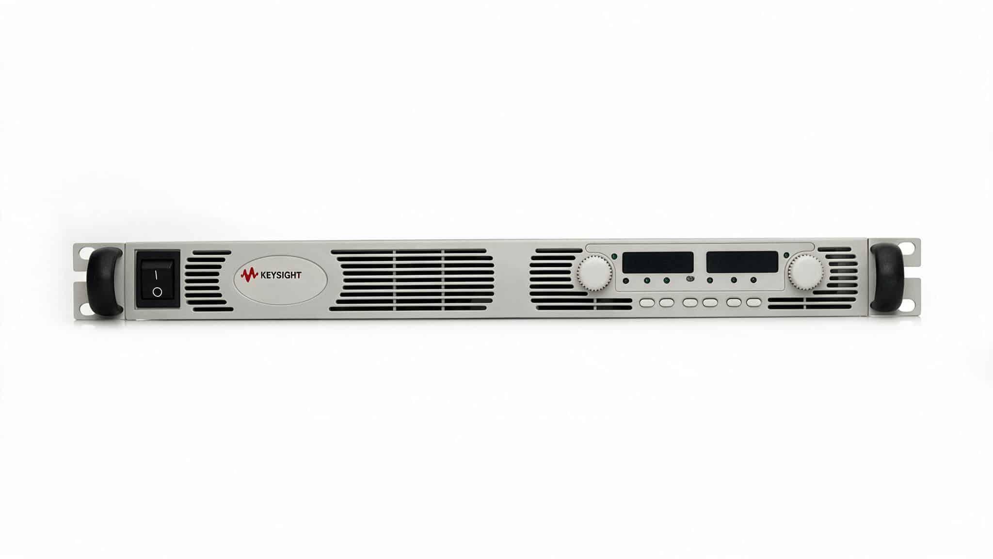 Bộ nguồn DC hệ thống Keysight N5745A — ảnh studio