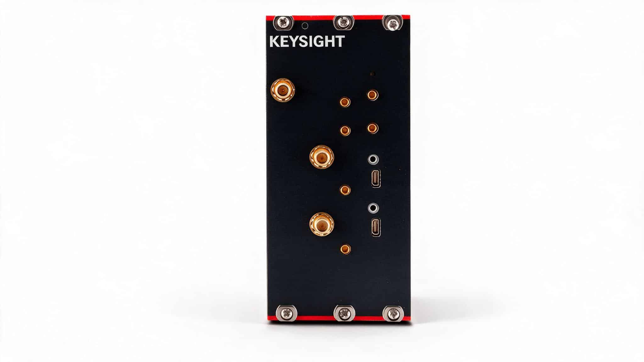 bo-thu-phat-vector-vxt-pxie-keysight-m9415a-studio Bộ thu-phát vector VXT PXIe Keysight M9415A — ảnh studio