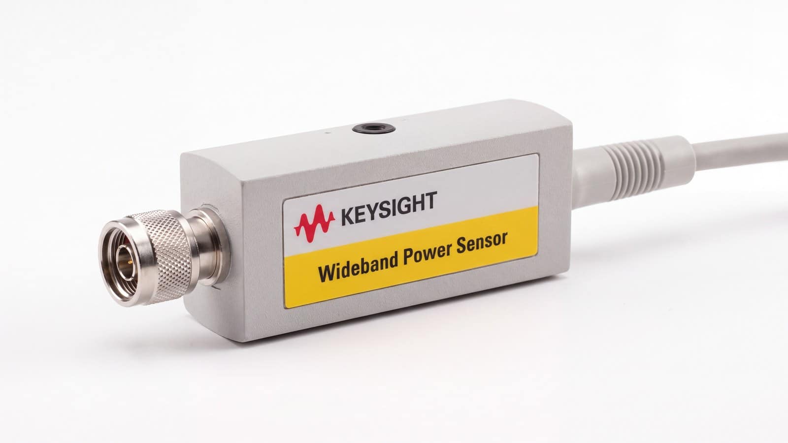 Cảm biến công suất RF Keysight N1923A nối với máy phân tích công suất đỉnh trong phòng lab