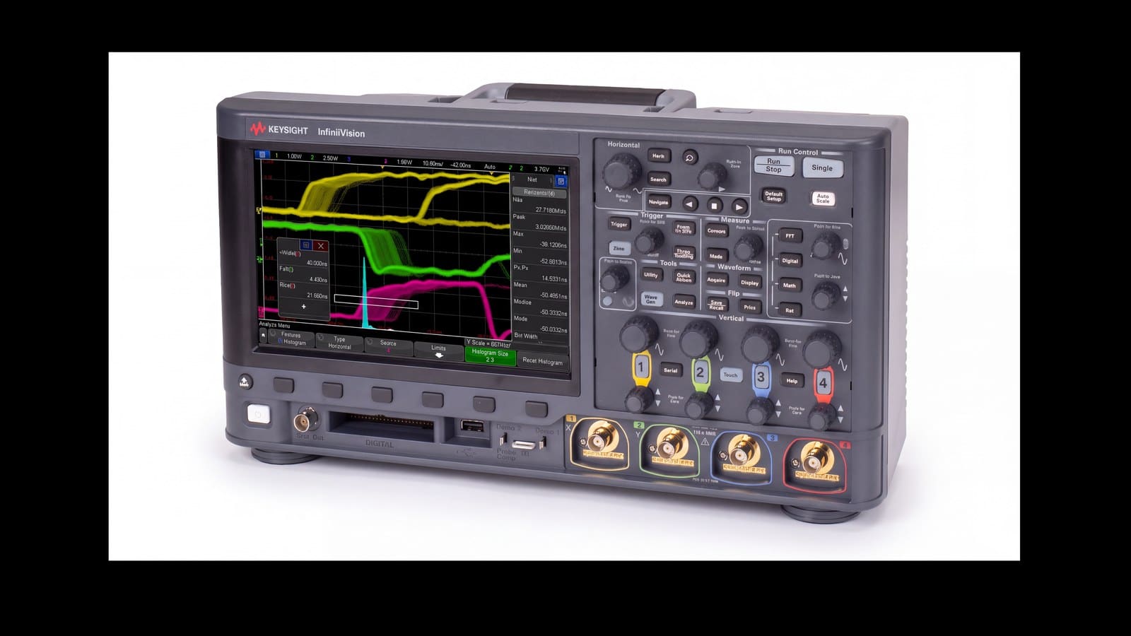 Keysight DSOX3014G — máy hiện sóng 3000X-Series Keysight chụp góc 3/4 trên nền trắng studio