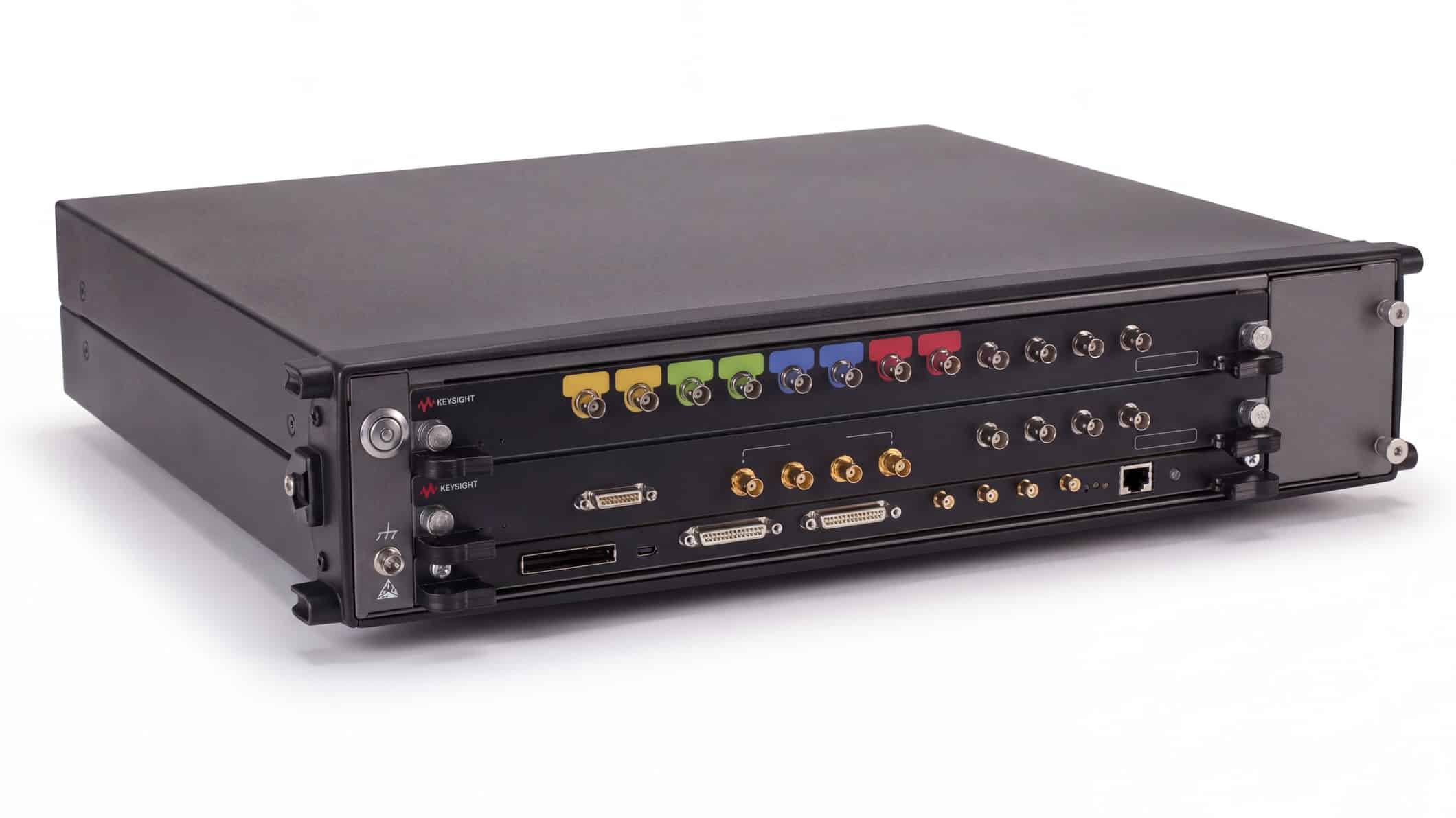 Bộ phát dạng sóng tuỳ ý Keysight M8195A tạo xung đo dao động Rabi cho qubit