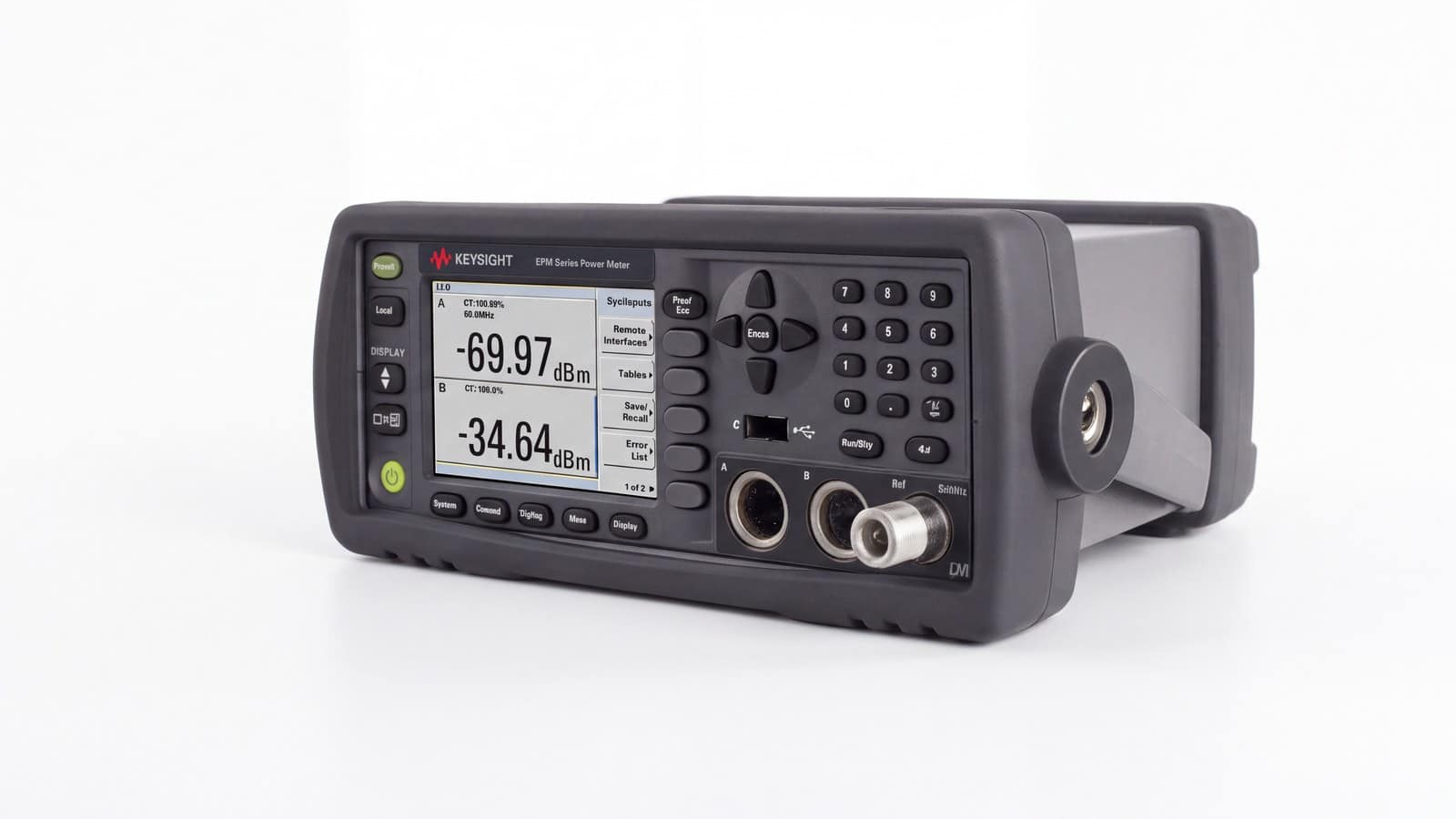 máy đo công suất RF 2 kênh Keysight N1914A chụp studio nền trắng góc 3/4