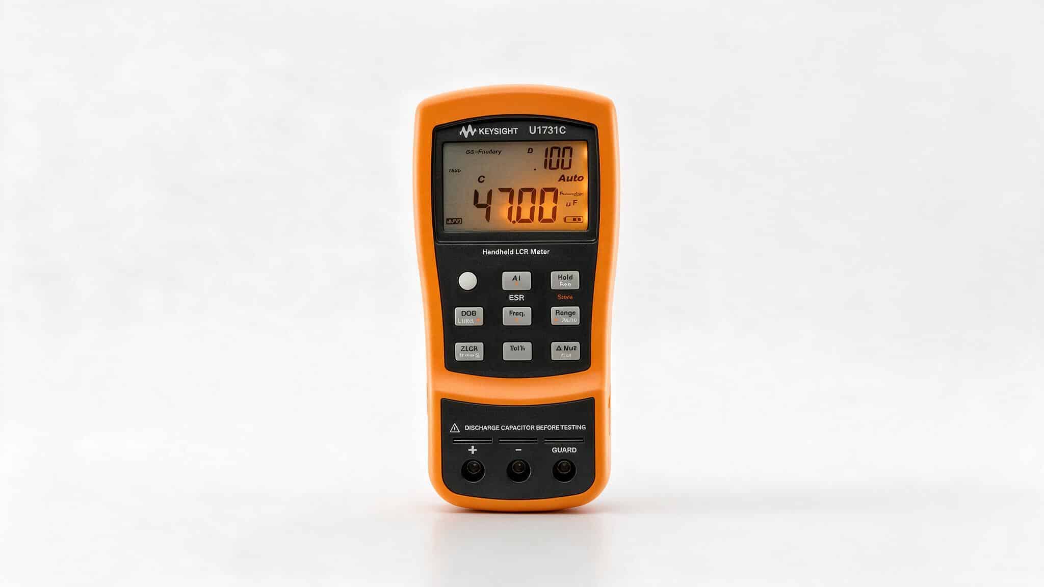 Máy đo LCR cầm tay Keysight U1731C — ảnh studio