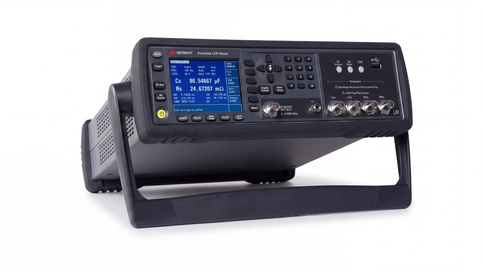 máy đo LCR Keysight E4980B chụp studio nền trắng góc 3/4