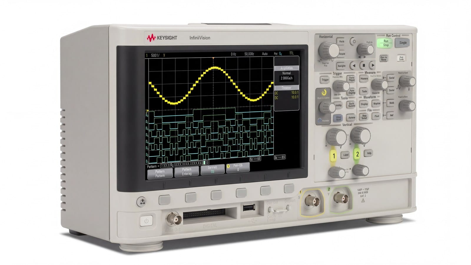 Kỹ sư dùng máy hiện sóng Keysight MSOX2002A đo kênh số và kênh analog trên bo mạch nhúng