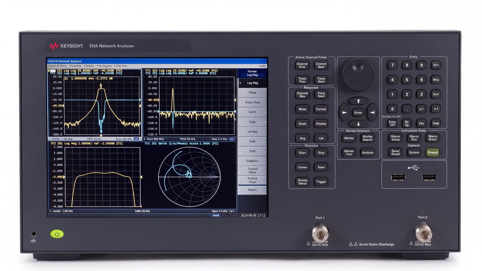 Mặt trước máy phân tích mạng Keysight E5061B với màn hình cảm ứng 10,4 inch