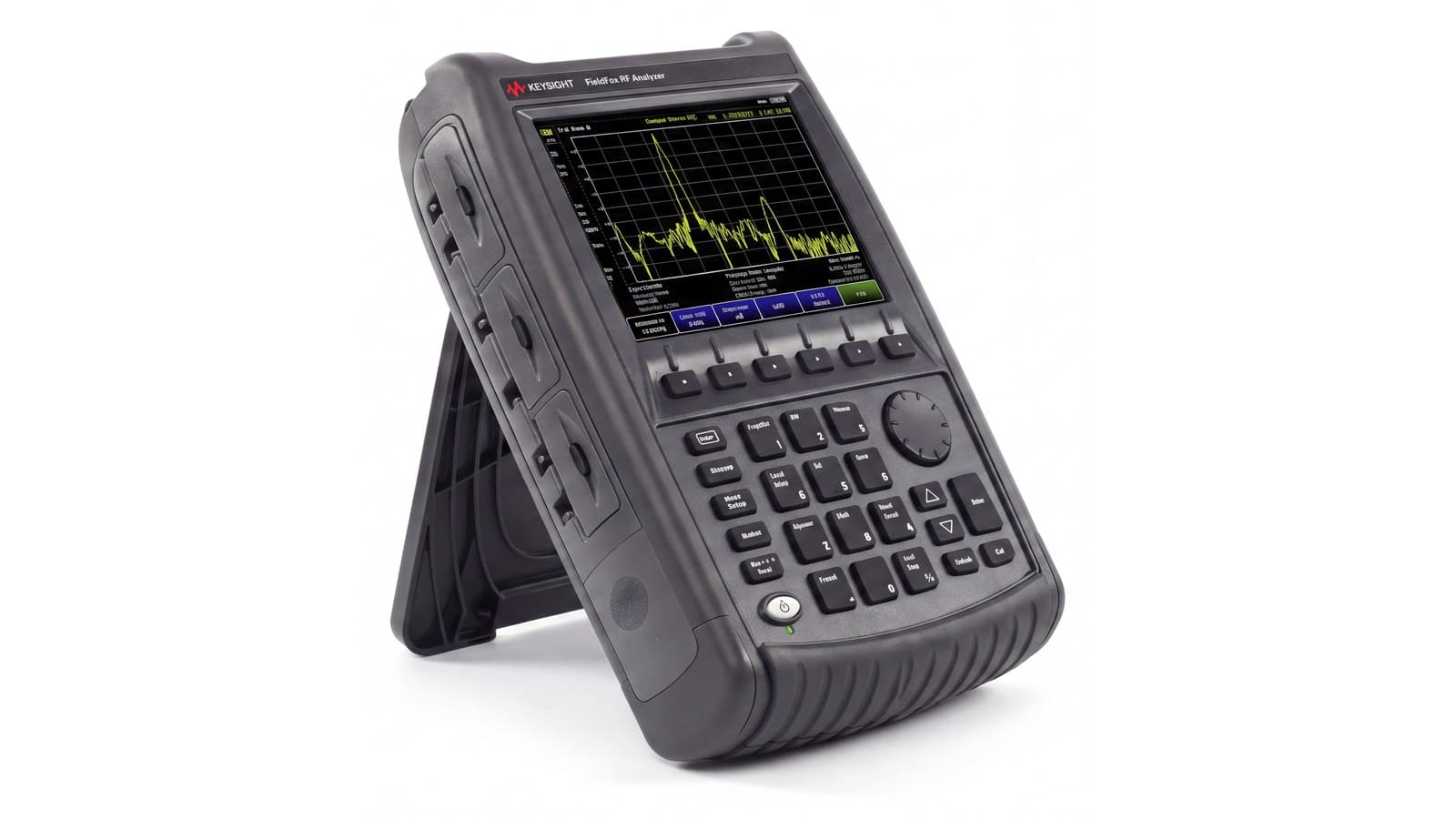 Keysight N9912A FieldFox nhìn nghiêng với chân chống gập và màn hình hiển thị phổ tín hiệu