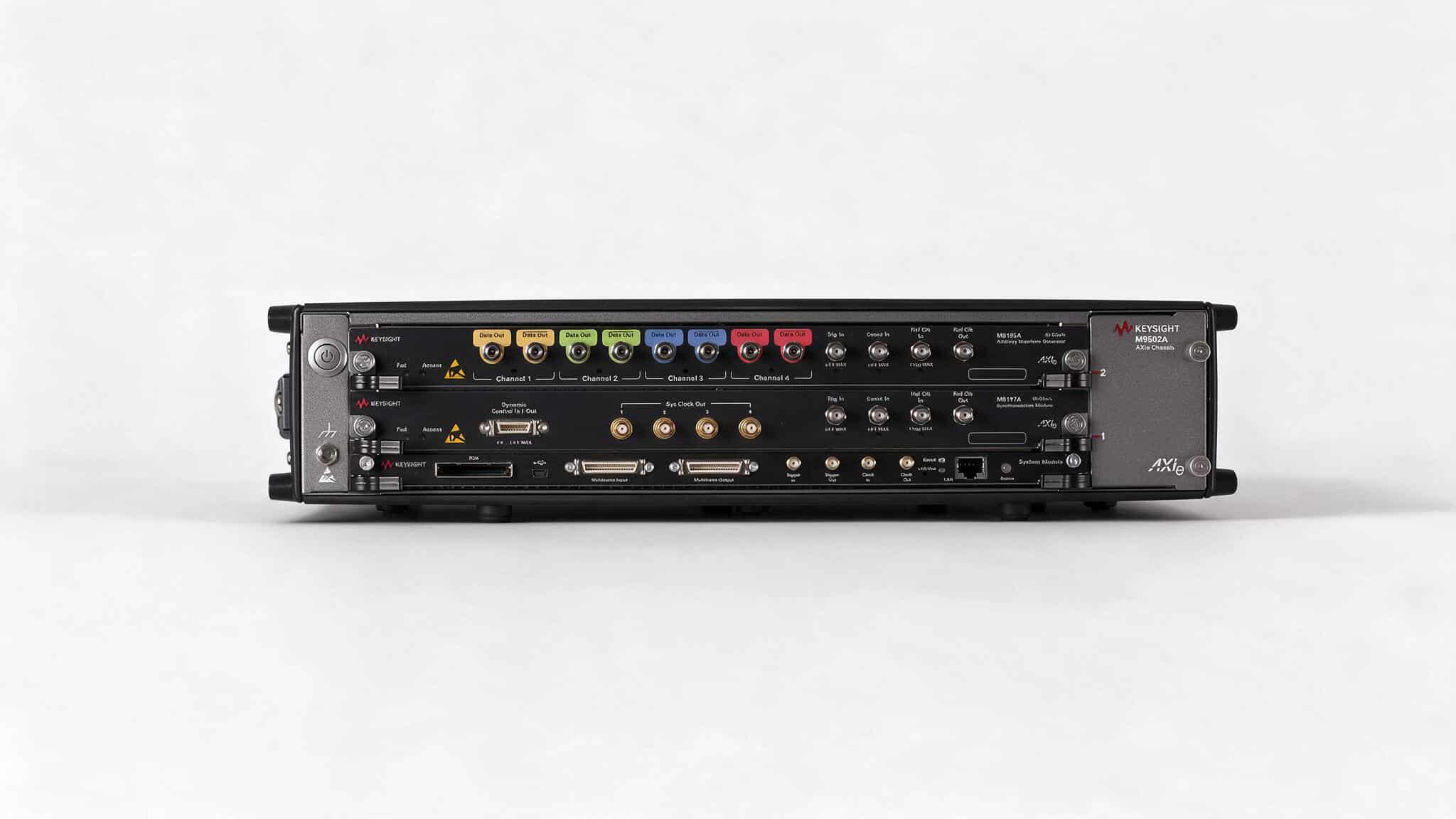 Máy phát sóng tùy ý (AWG) Keysight M8195A — ảnh studio