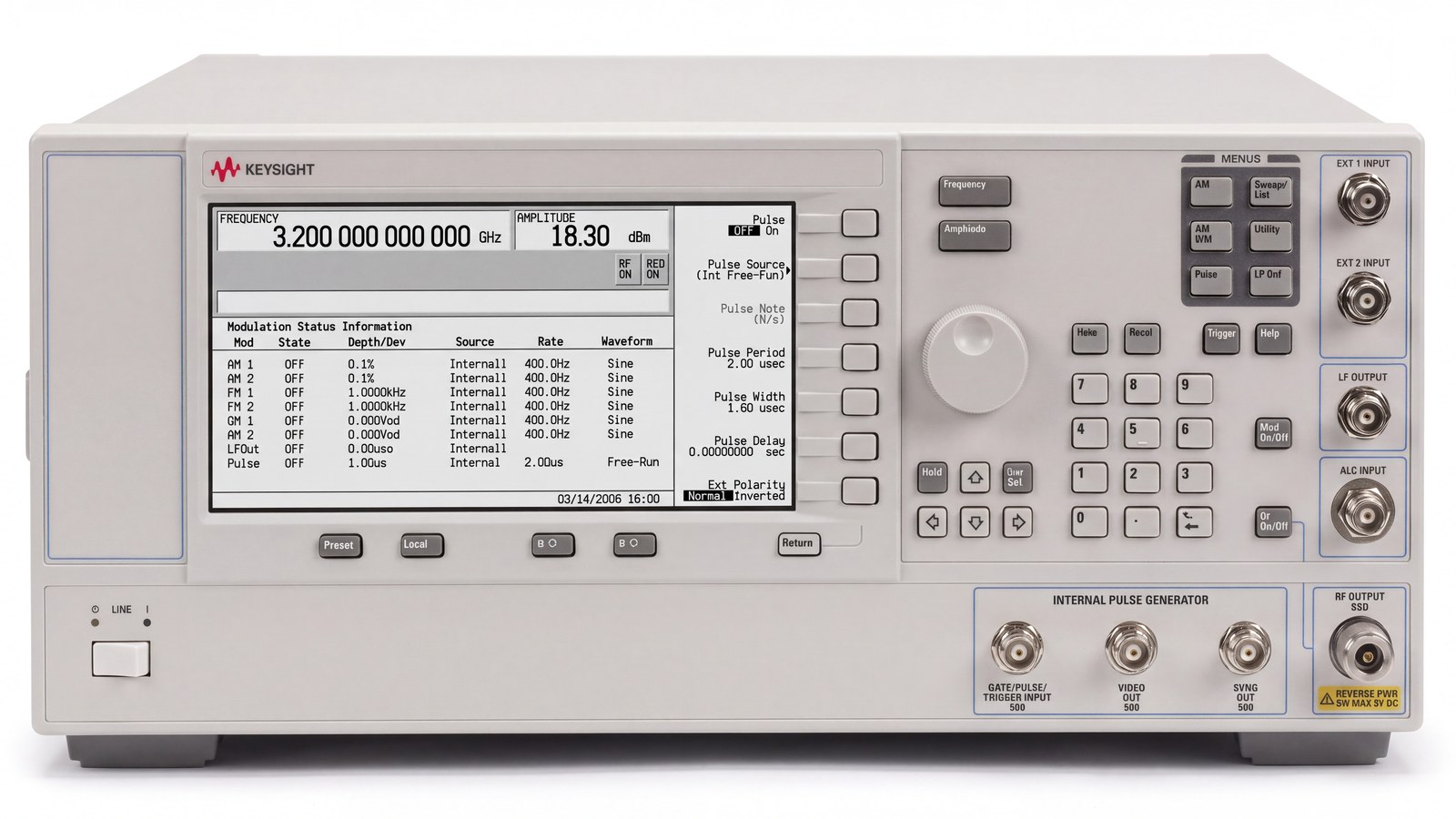Mặt trước máy phát tín hiệu Keysight E4438C ESG với bàn phím và cổng RF