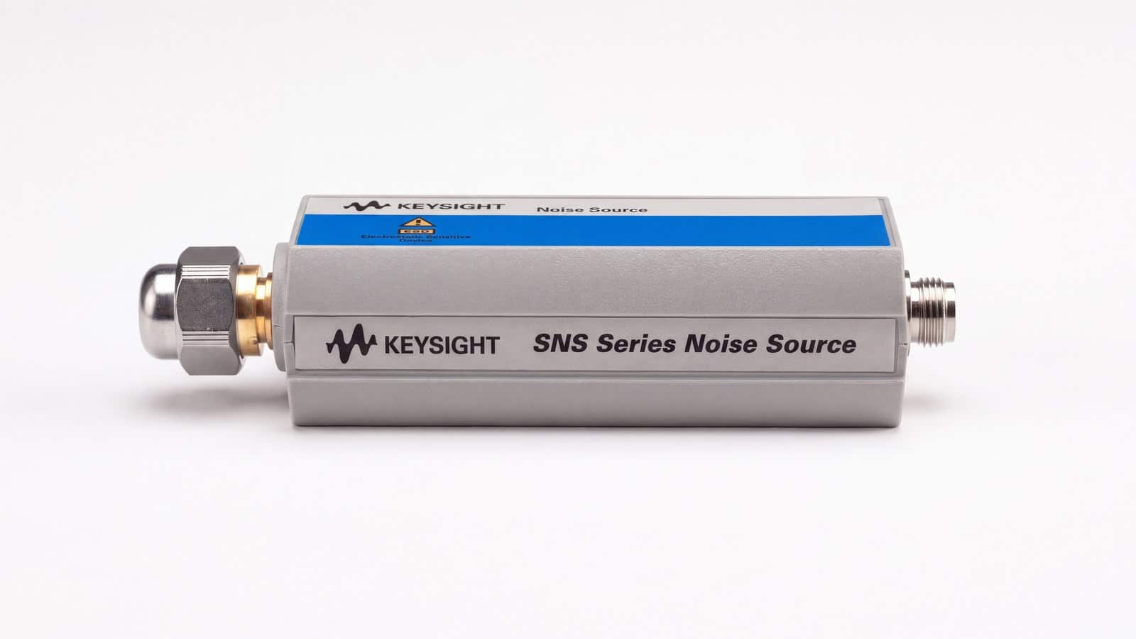 Mặt trước nguồn tạp âm thông minh N4002A thông số 10 MHz – 26,5 GHz đầu nối APC-3.5