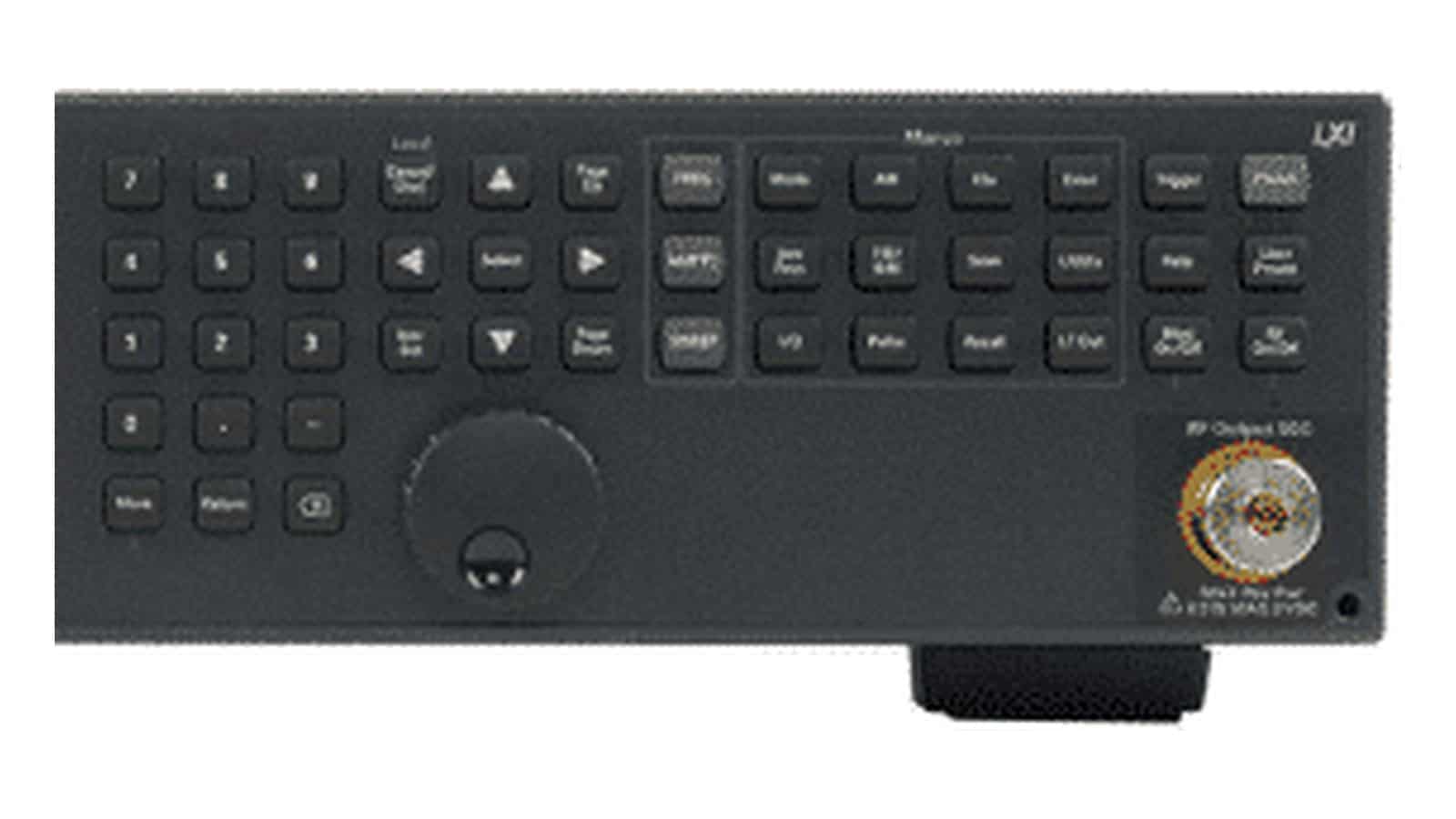 Bàn phím, núm xoay và cổng RF ra của Máy Phát Tín Hiệu Keysight N5173B