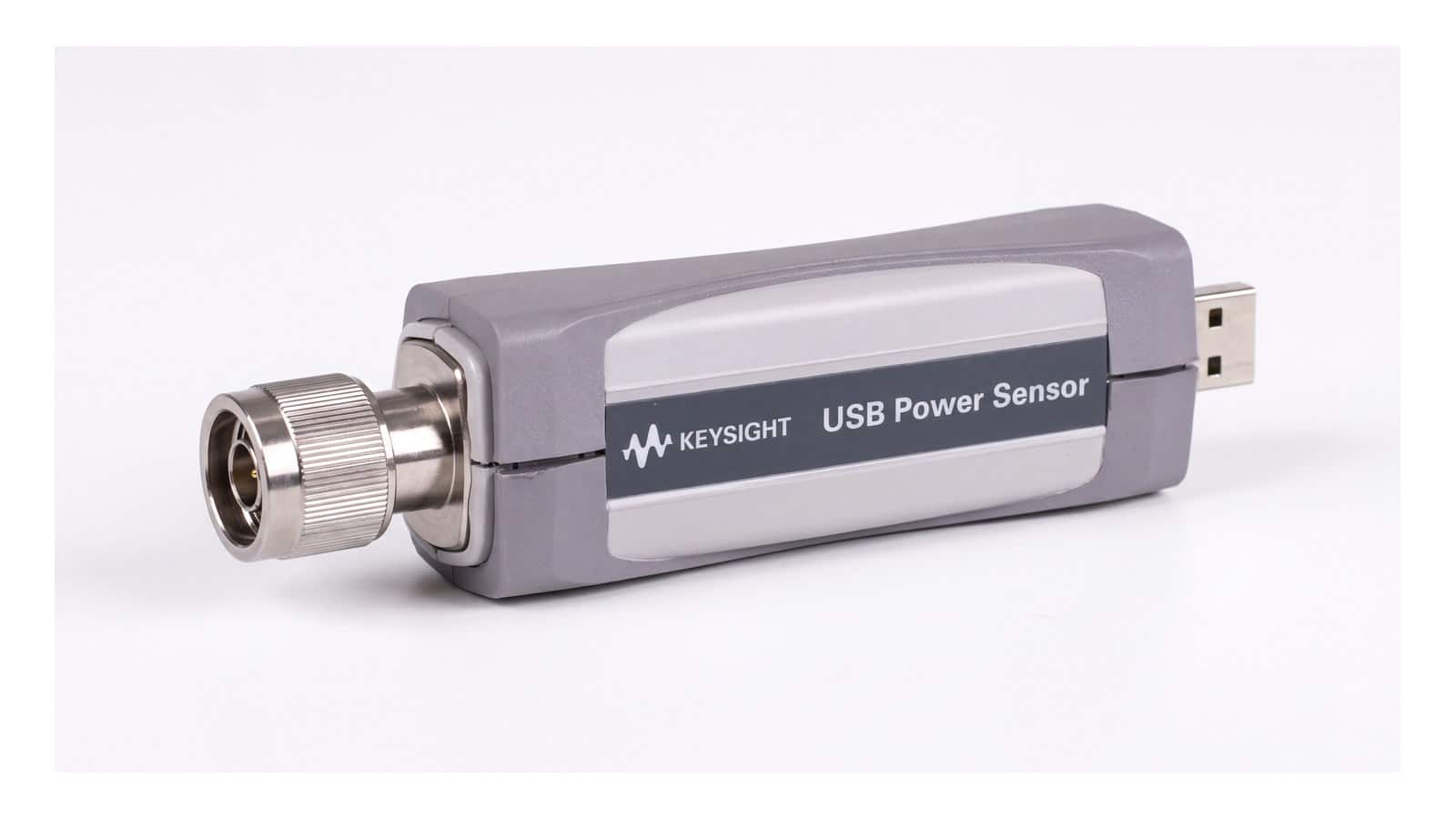 Máy đo công suất RF Keysight U8485A nối với máy tính chạy BenchVue qua USB