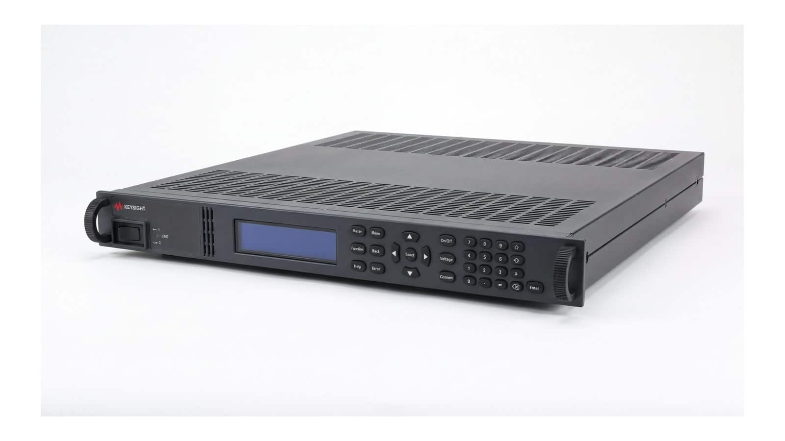 hệ nguồn tiên tiến APS Keysight N6950A - ảnh studio nền trắng, góc 3/4