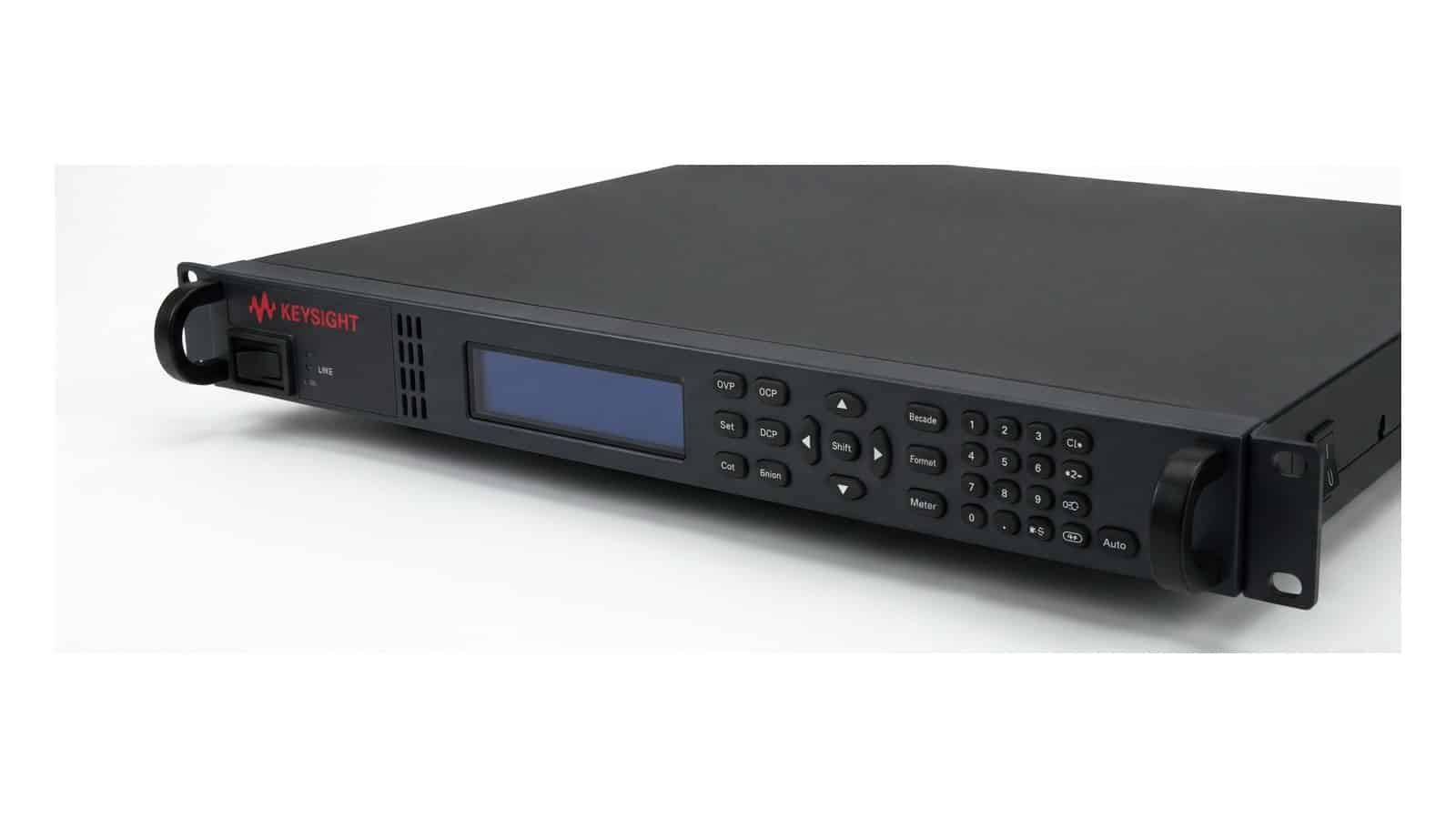 Mặt trước Bộ Nguồn DC Keysight N6954A khổ 1U với màn hình và phím điều khiển