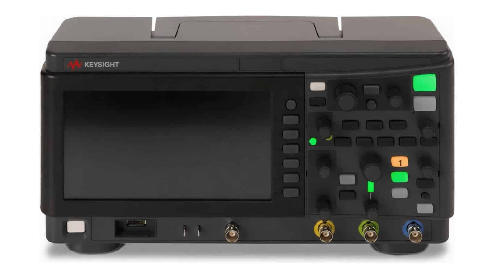 Mặt trước Keysight DSOX1102G với phím Wave Gen, FFT và Analyze