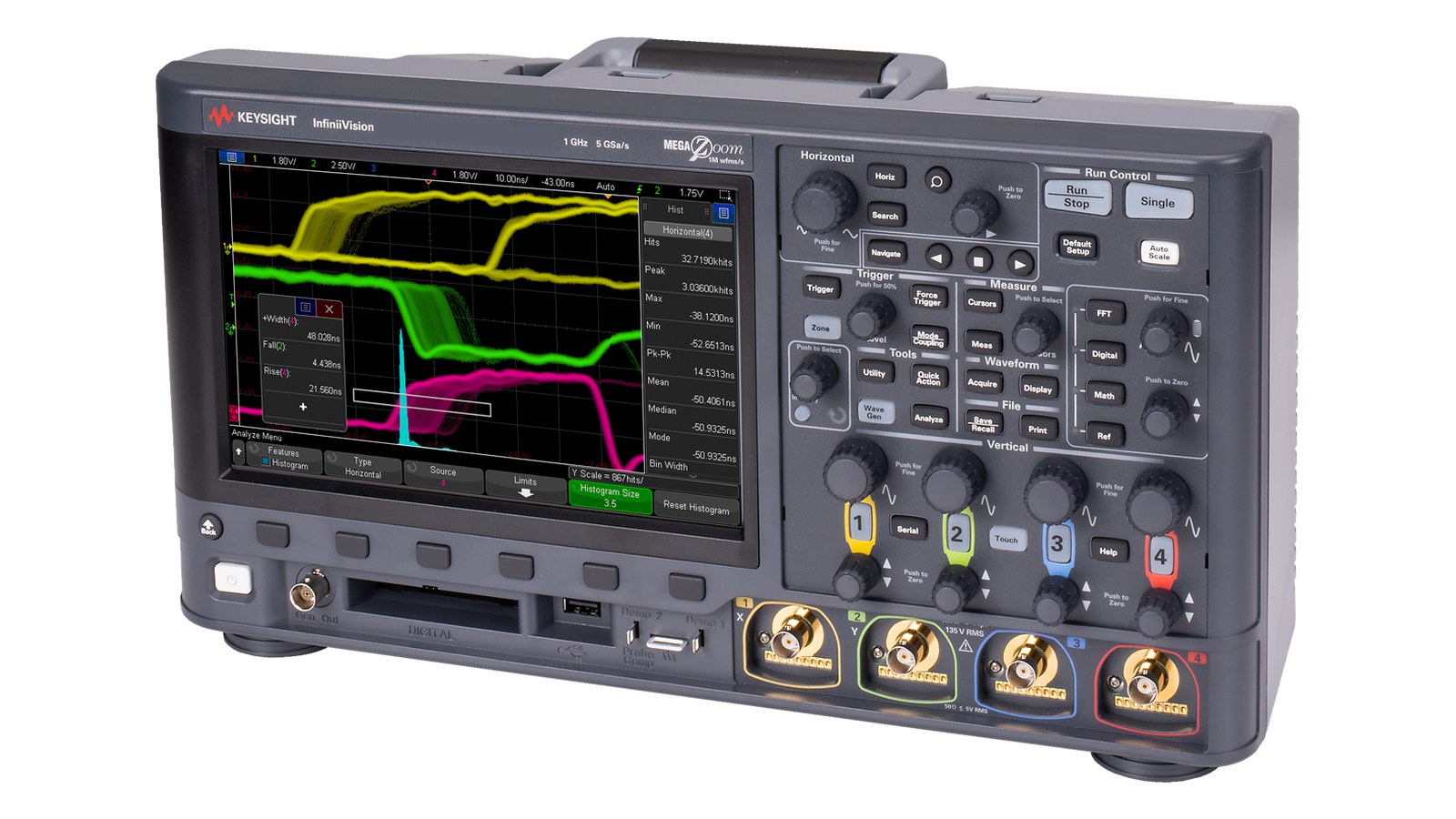 máy hiện sóng Keysight DSOX3104G 1 GHz bốn kênh chụp studio nền trắng góc 3/4