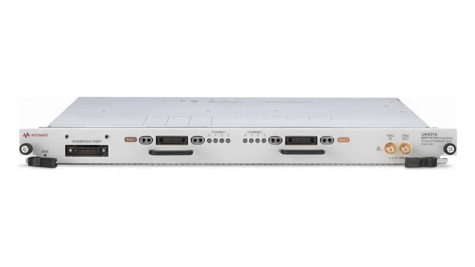Mặt trước mô-đun Keysight U4431A trong khung AXIe M9505A