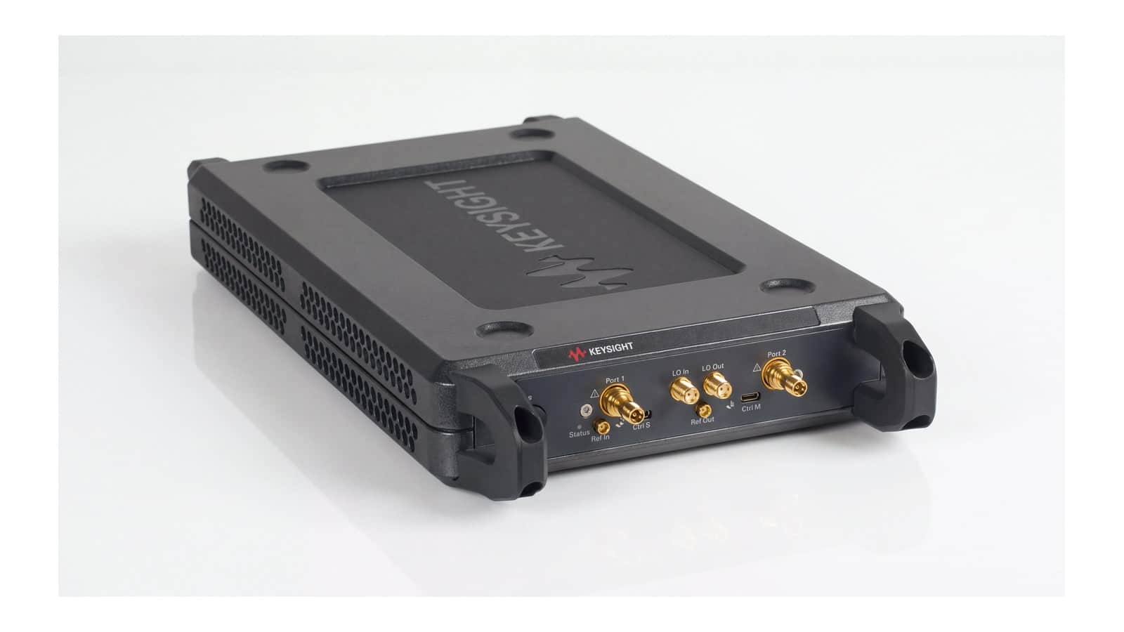 máy phân tích mạng vector USB Keysight P9375B - ảnh studio nền trắng, góc 3/4