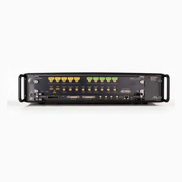 Máy phát sóng tùy ý (AWG) Keysight M8190A — ảnh studio