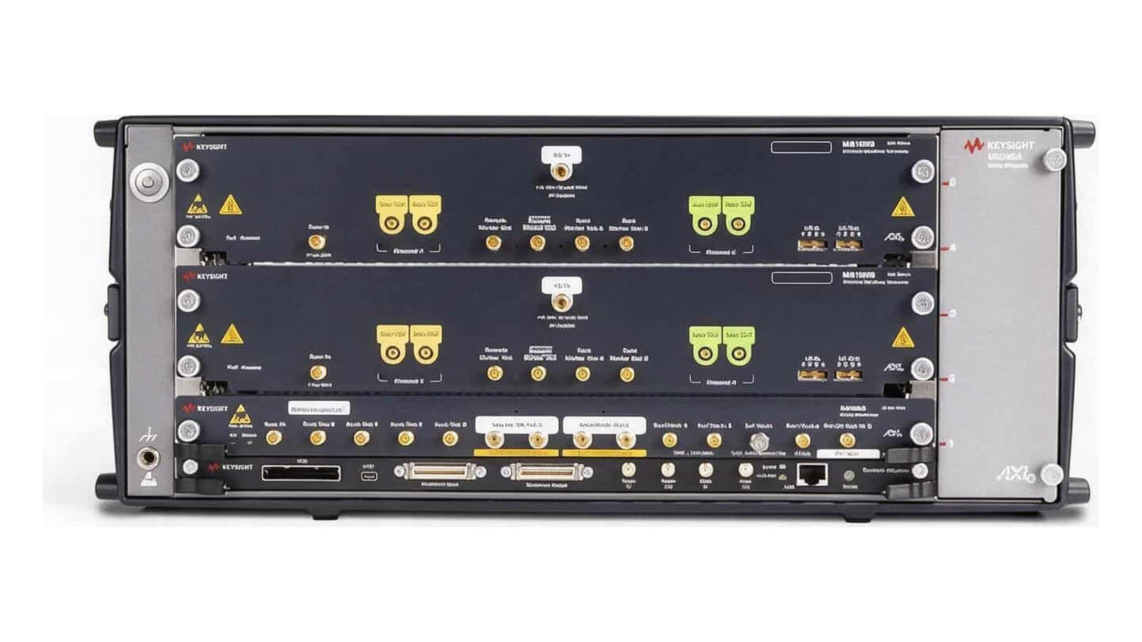 máy phát sóng tùy ý 256 GSa/s Keysight M8199B - ảnh thật trên nền trắng
