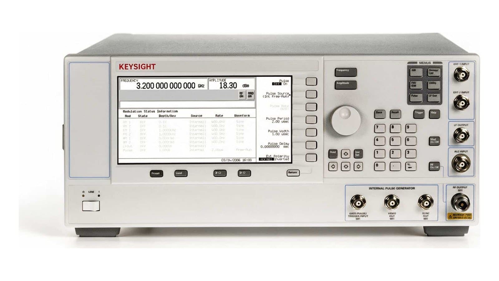 máy phát tín hiệu analog PSG Keysight E8663D - ảnh thật trên nền trắng