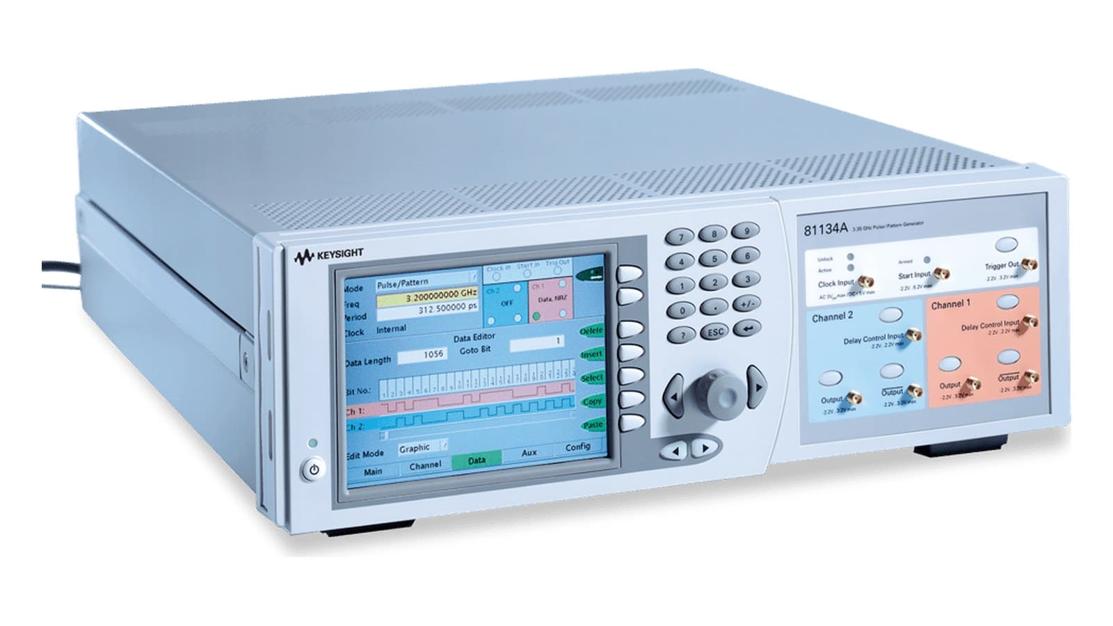Máy phát xung Keysight 81134A phát cặp clock và dữ liệu vi sai vào mạch thử nghiệm