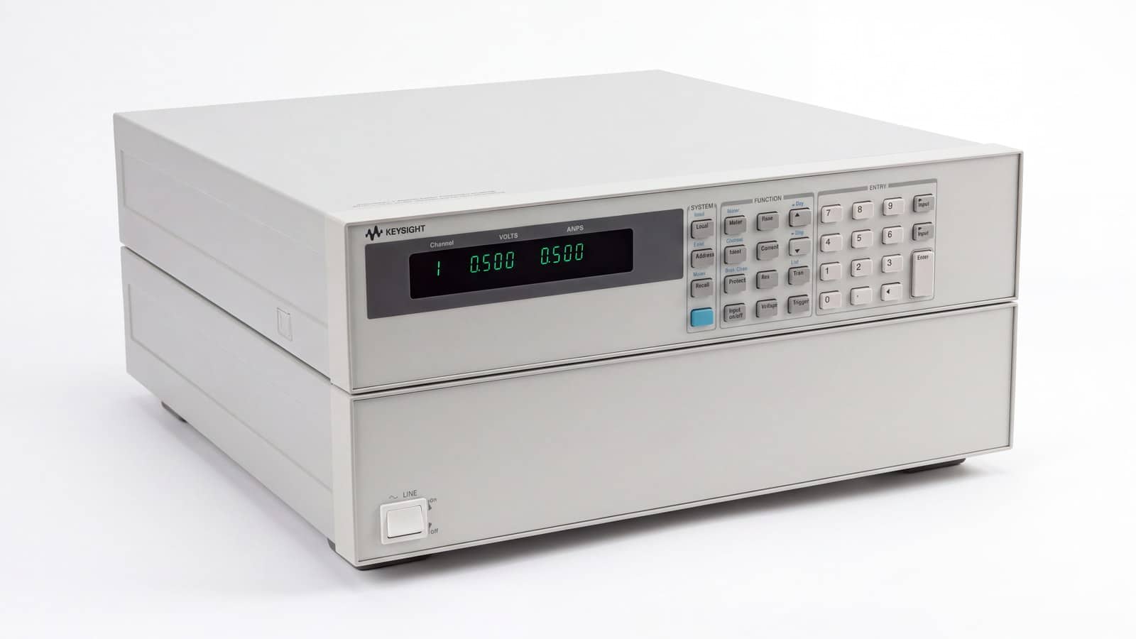 Thiết bị tải điện tử DC Keysight N3305A lắp trong khung N3300A nhìn từ góc nghiêng
